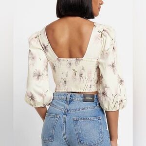 EXPRESS Women's Poppies Print Ruched Crop Top blouse with puff sleeves NWT